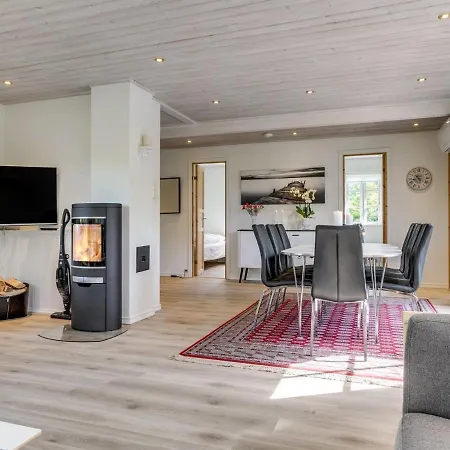 Tidemand - 1-5km From The Sea In Ne Jutland By Interhome