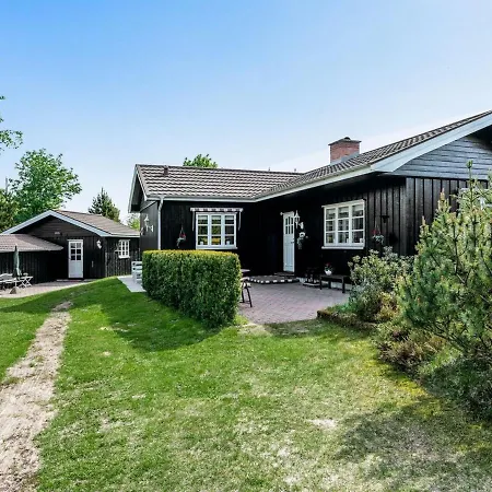 Tidemand - 1-5km From The Sea In Ne Jutland By Interhome Hals